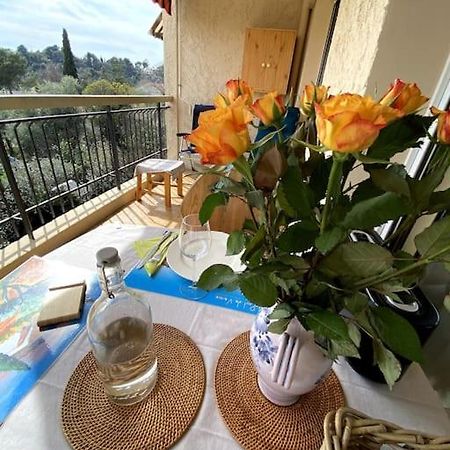 Logement Cosy, Situe Entre Ciel Et Mer Vence Bagian luar foto