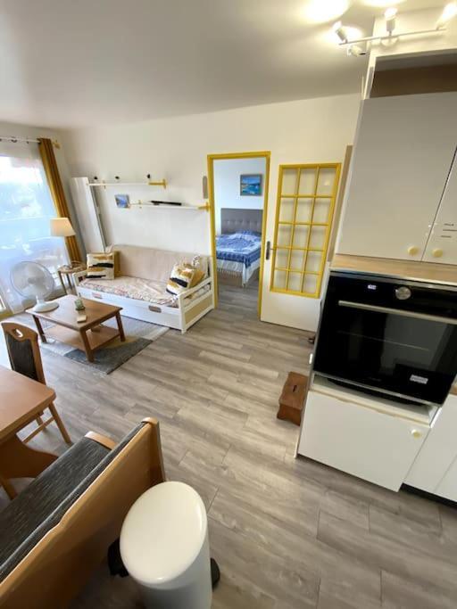 Logement Cosy, Situe Entre Ciel Et Mer Vence Bagian luar foto